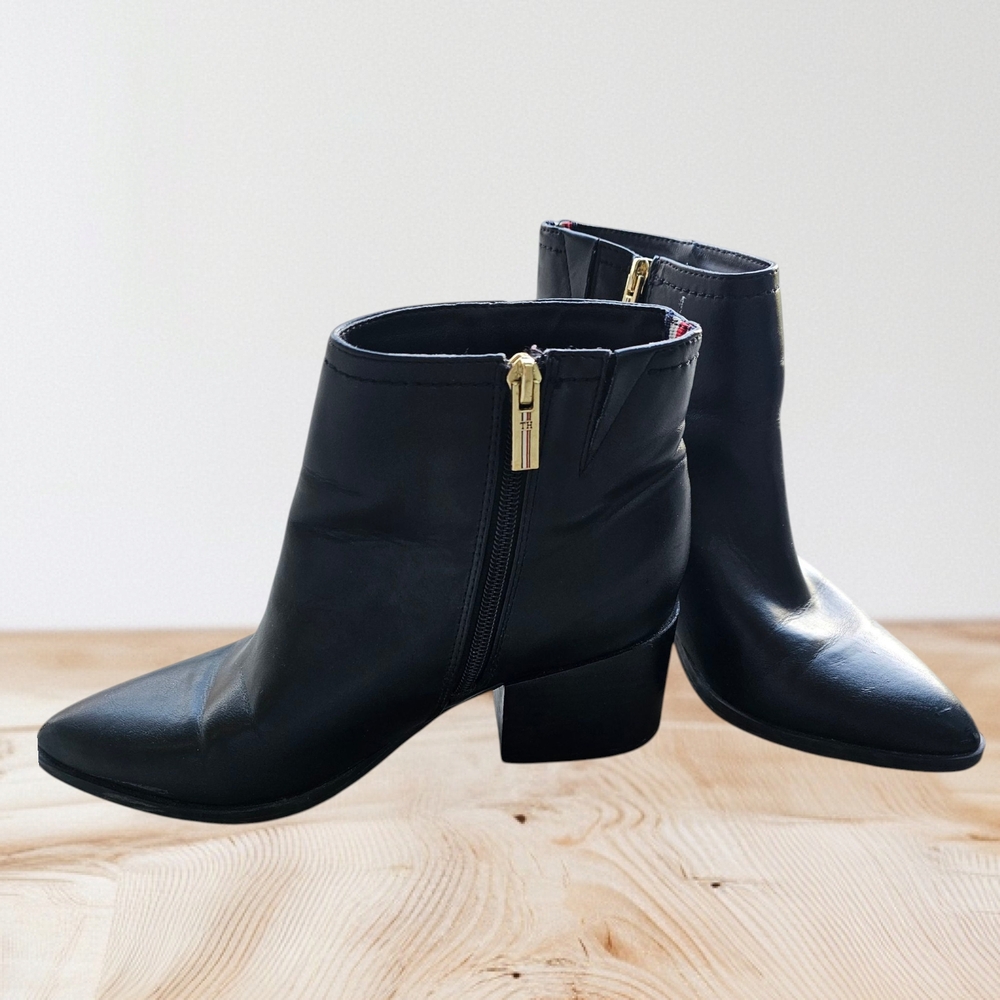 Tommy Hilfiger Black Ankle Boots with Gold Zipper Small Heal Leather Booty